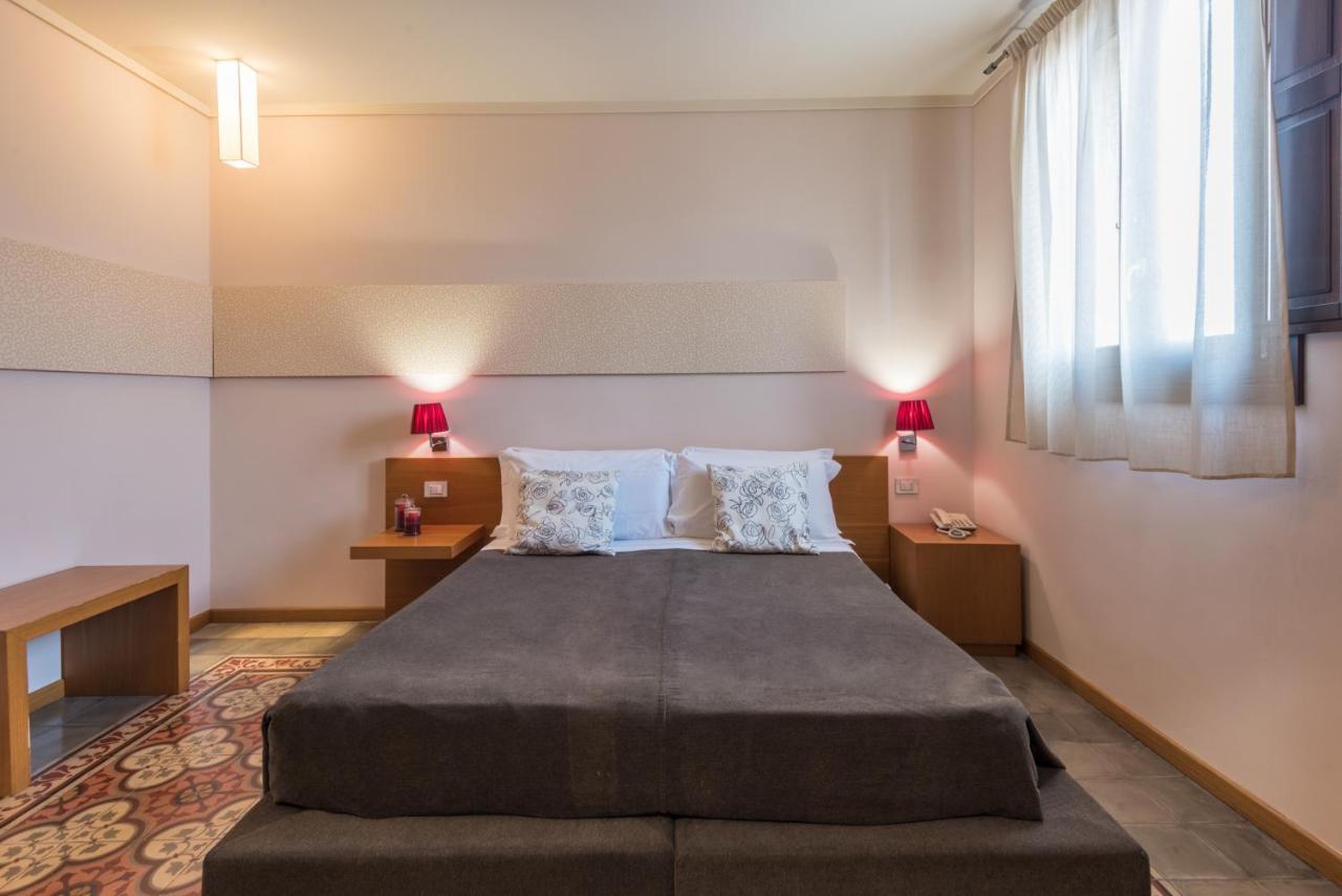 Hotel Vittorio Veneto Рагуза Экстерьер фото